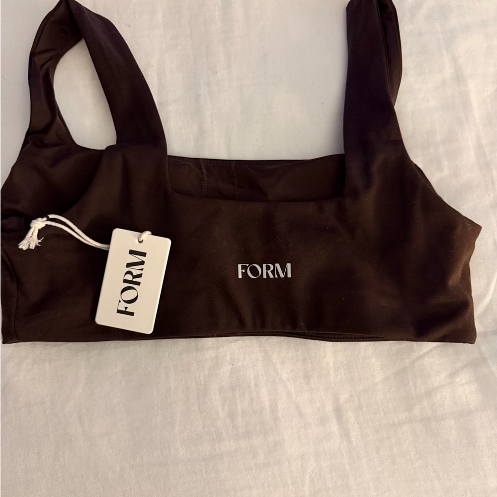 FORM Women's Brown Sports Bra